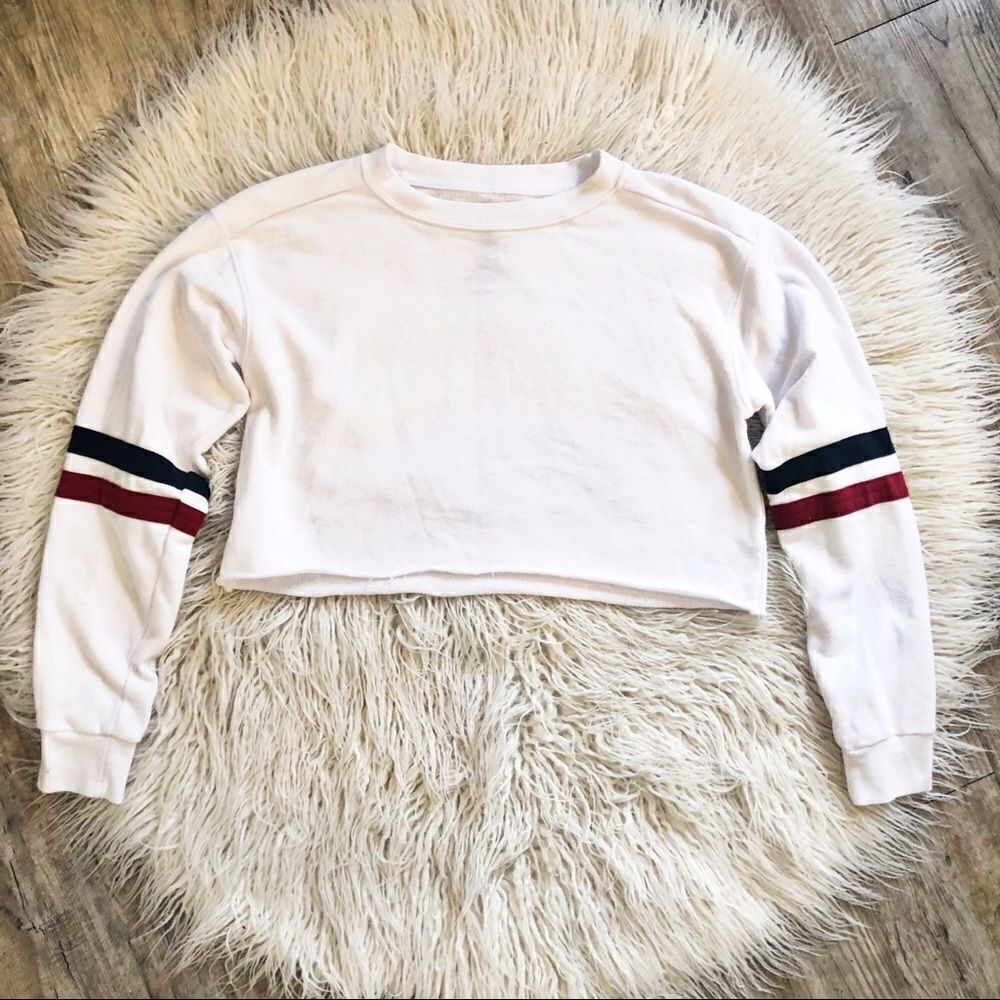 Cropped Long Sleeve Sweatshirt 